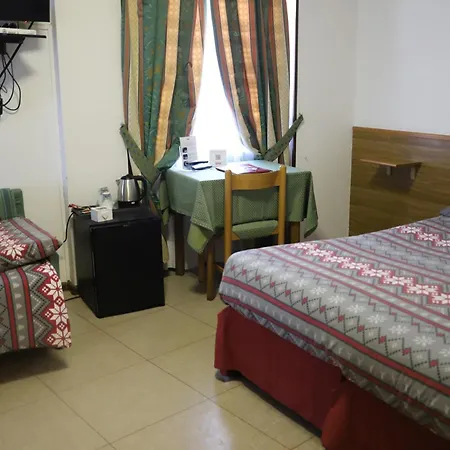 Hotel Bucaneve