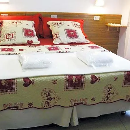 Bucaneve Hotel