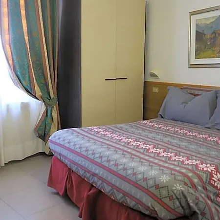 Bucaneve Ξενοδοχείο 3*